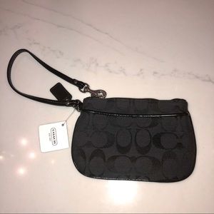 NWT COACH WRISTLET